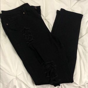 Stretchy, Ripped Jeans!